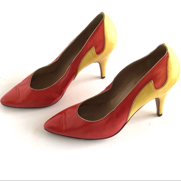 MAUD FRIZON Shoes - Maud Frizon Red Flame Pumps Heels Shoes. SZ 38